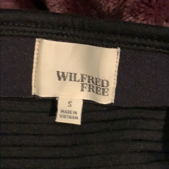 Ribbed body con black skirt - Picture 4 of 4